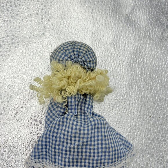 VTG Handmade Clothespin Doll Wooden Peg Girl Blue Check Dress Bonnet Farmhouse - Picture 7 of 10